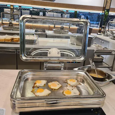 Complex Saphir & Konaklı