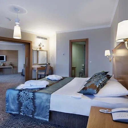 Feriested Saphir & 5*