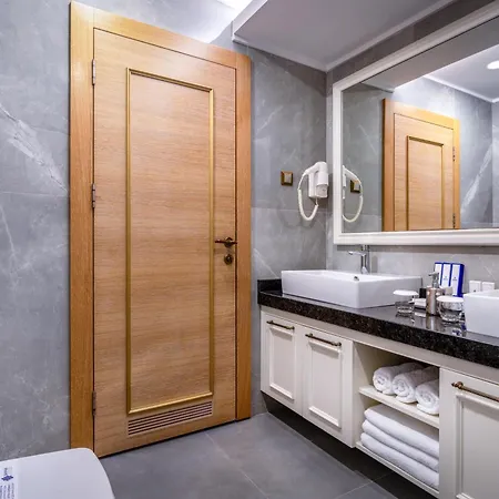 Saphir & Resort Konaklı