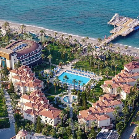 منتجع Saphir & 5*
