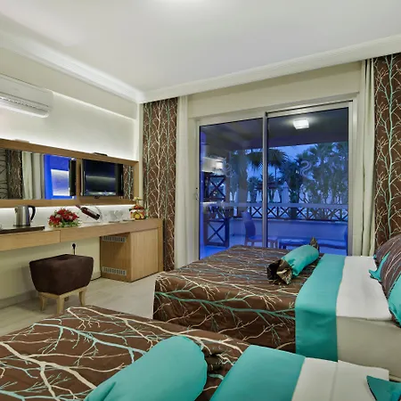 Resort Saphir & 5*
